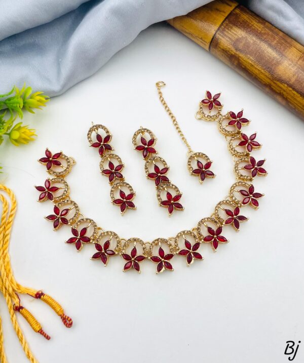 Zircon Work Choker Set With Earings And Tika - Image 4