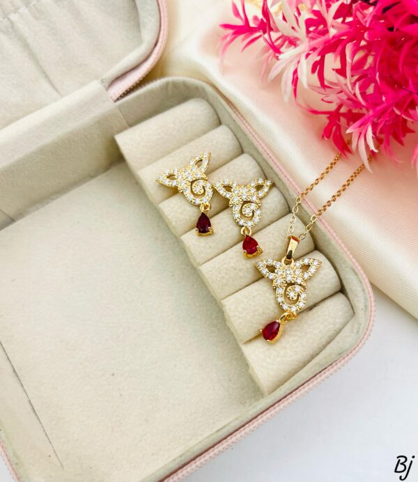 New Arrival🔥🔥🔥 Fancy Beautiful Gold Plated Zircon Locket Set - Image 2